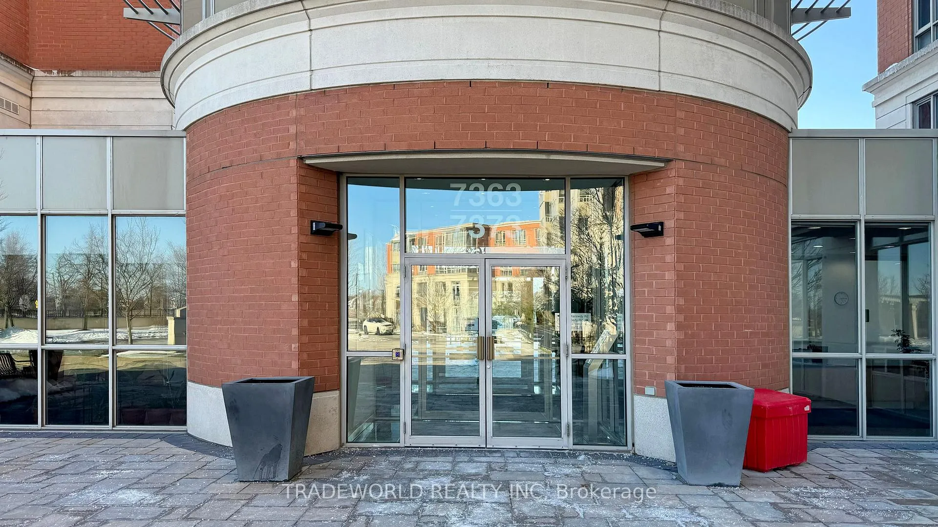 Photo 6 of Unit 715, 7373 Kennedy Road, Markham, Milliken Mills East — HOMEH