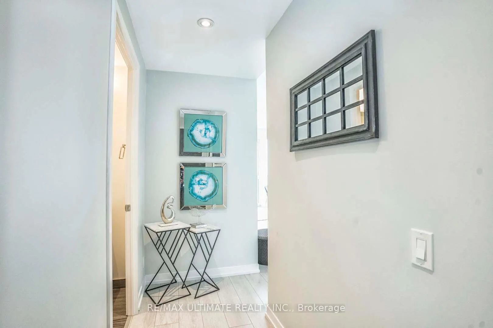 Photo 6 of Unit 4005, 5 Buttermill Avenue, Vaughan, Vaughan Corporate Centre — HOMEH