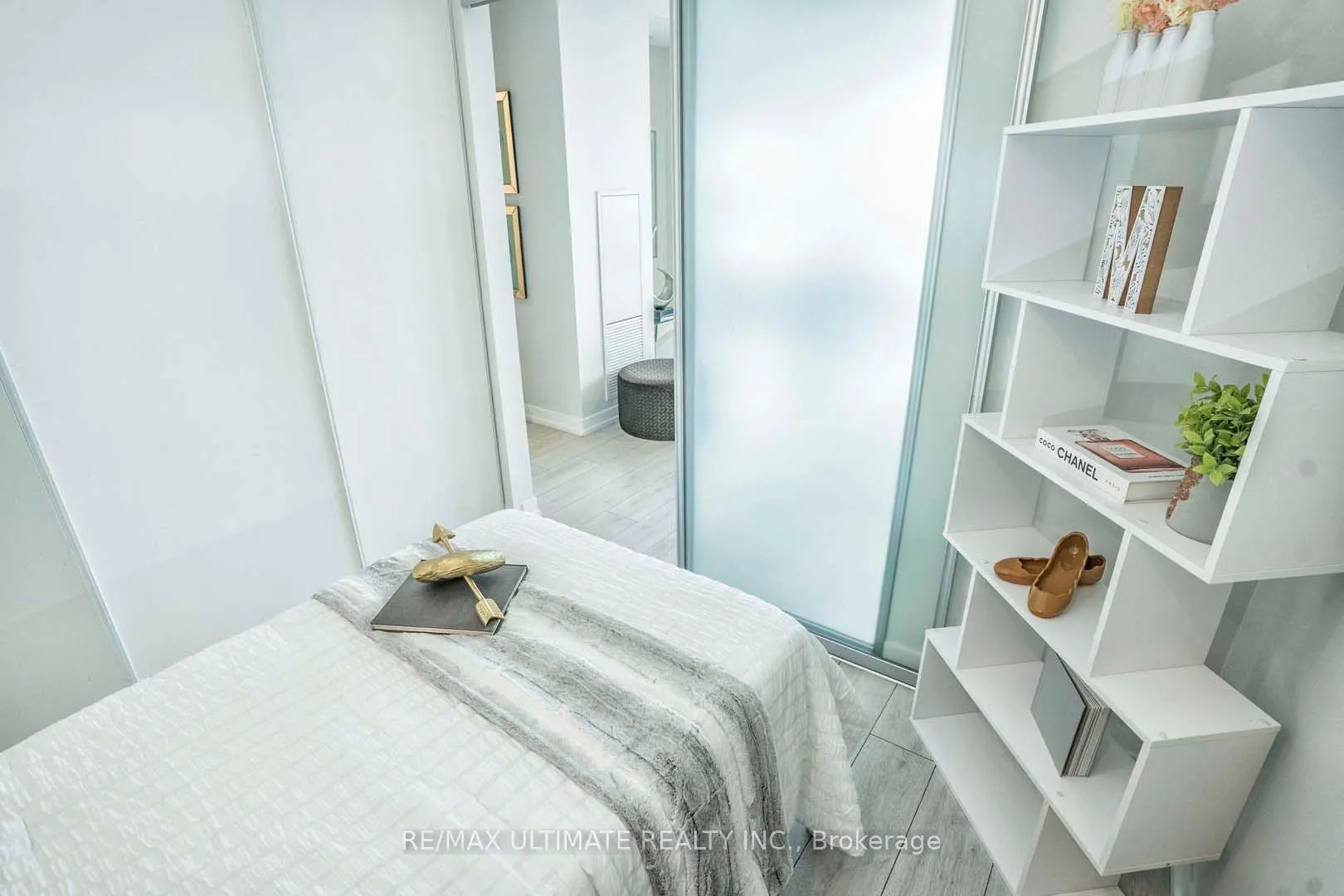 Photo 20 of Unit 4005, 5 Buttermill Avenue, Vaughan, Vaughan Corporate Centre — HOMEH