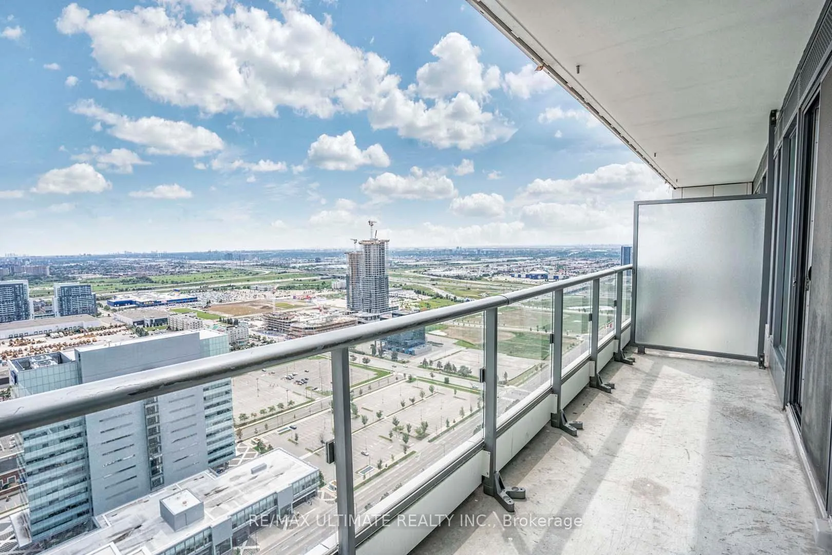 Photo 26 of Unit 4005, 5 Buttermill Avenue, Vaughan, Vaughan Corporate Centre — HOMEH