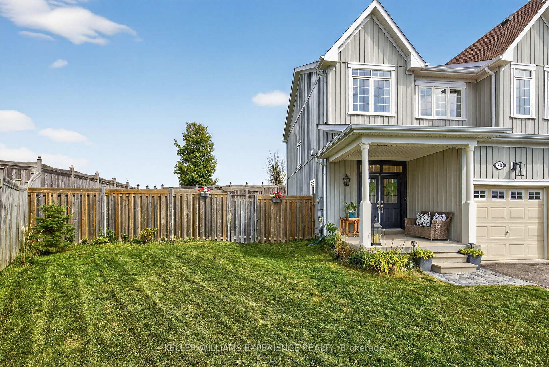 Photo 22 of 70 Pearcey Crescent, Barrie, Bayfield — HOMEH