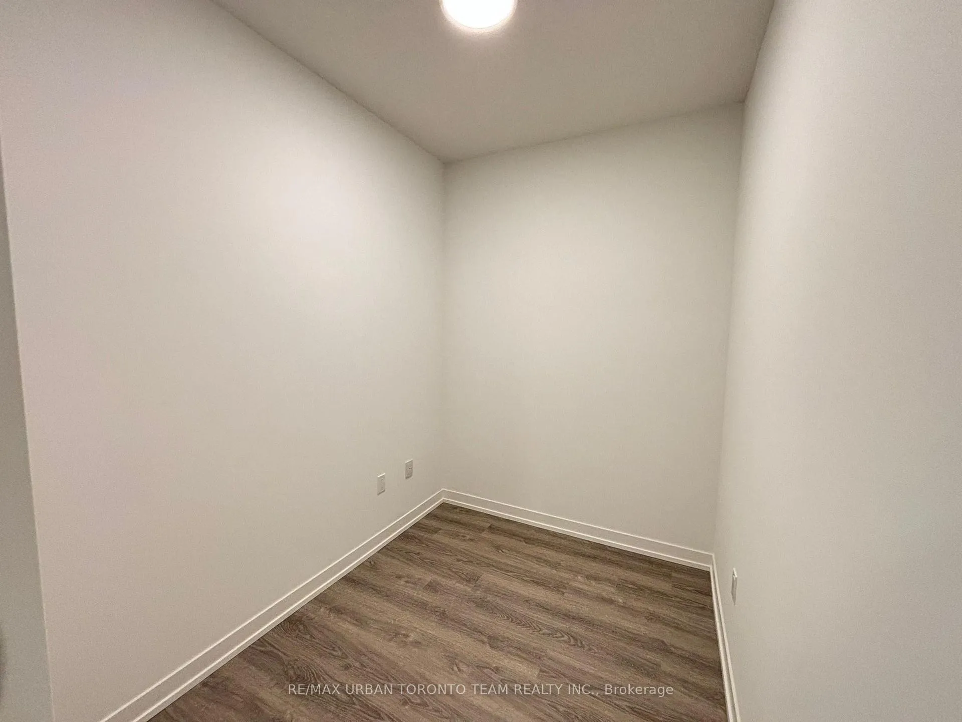 Photo 13 of Unit 2001, 8 Interchange Way, Vaughan, Vaughan Corporate Centre — HOMEH