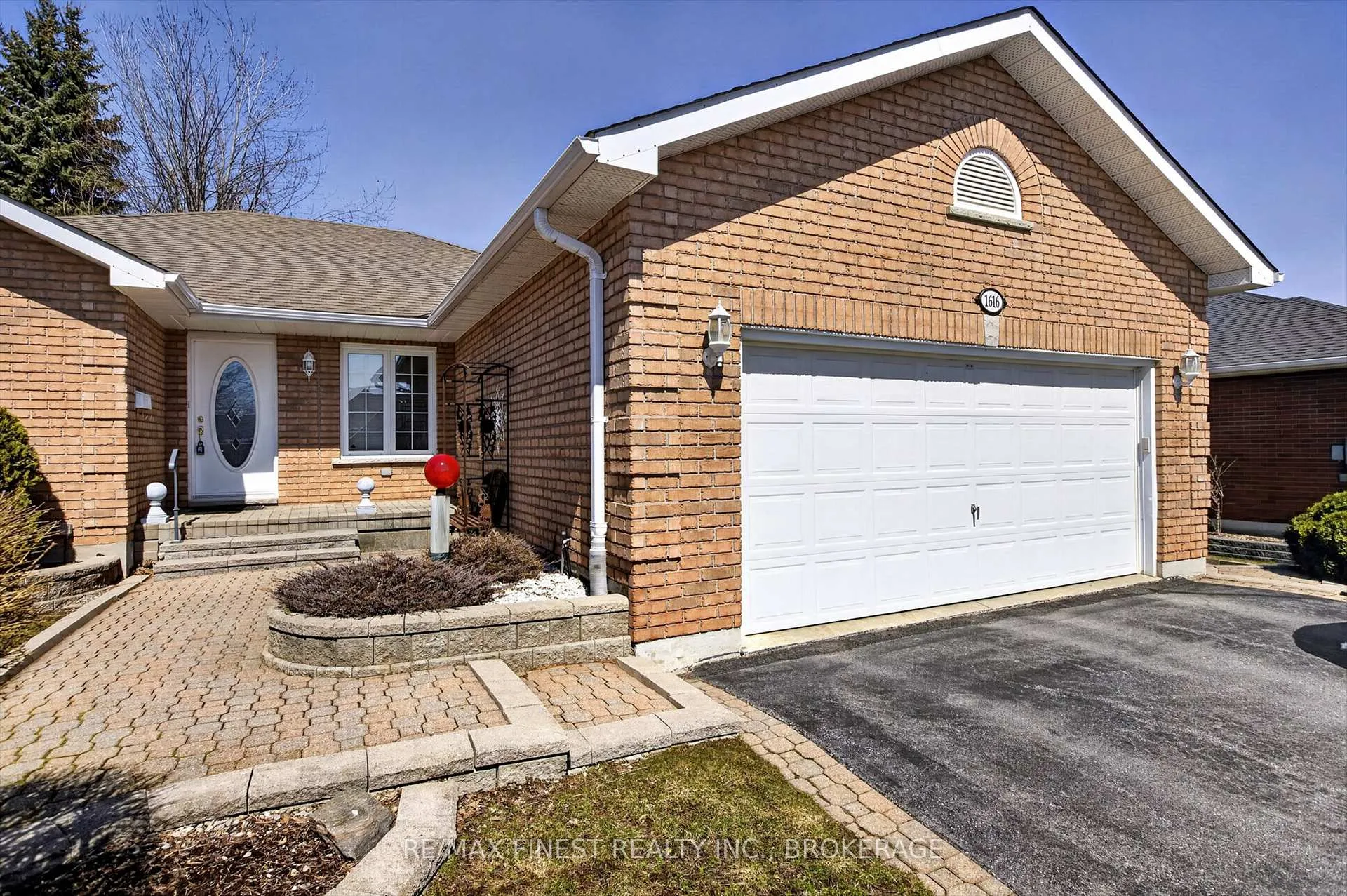 Photo 2 of 1616 College Park Drive, Peterborough, Otonabee Ward 1 — HOMEH