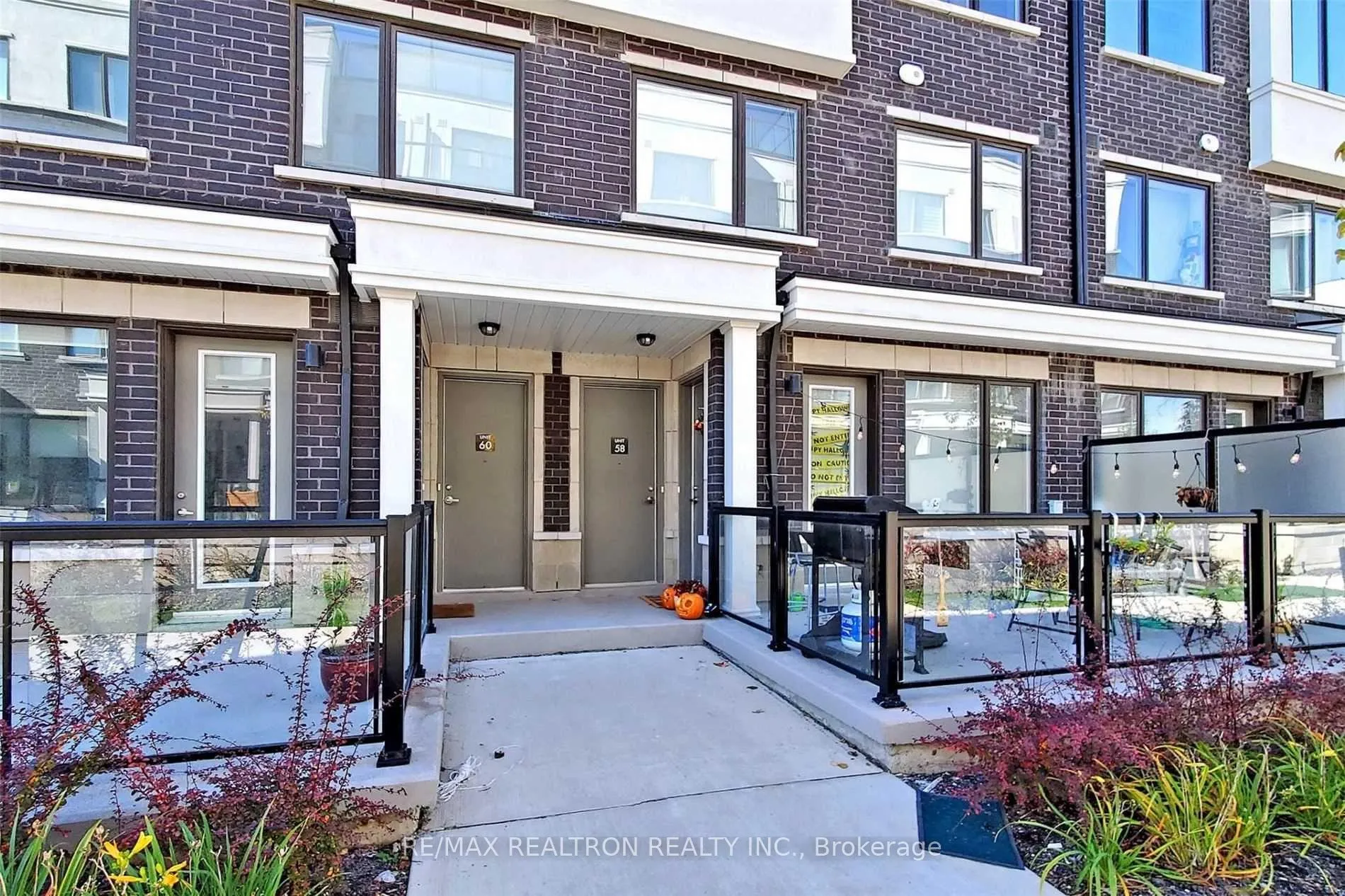 Photo 2 of Unit 60, 300 Alex Gardner Circle, Aurora, Aurora Village — HOMEH