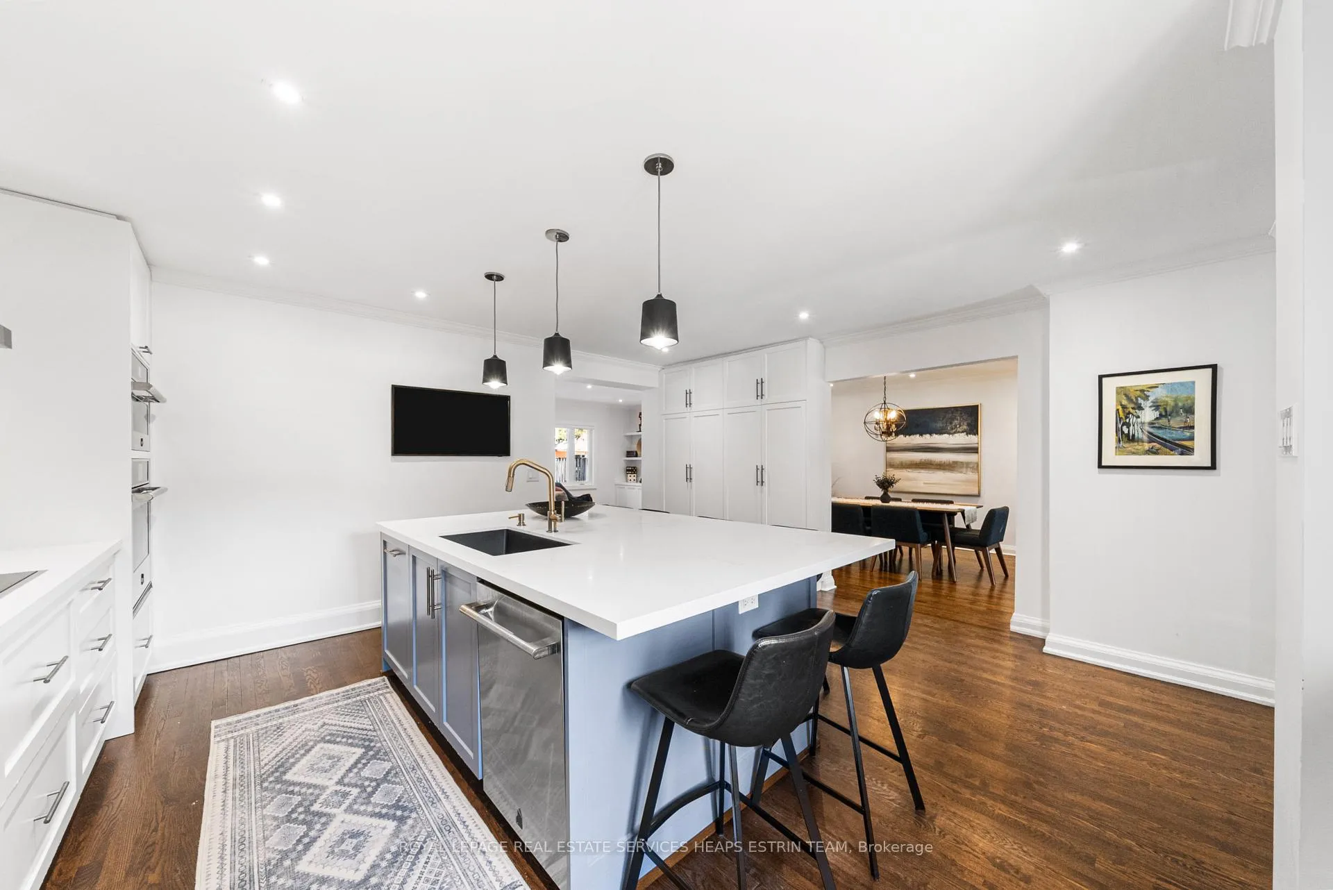 Photo 13 of 46 Donlea Drive, Toronto, Leaside — HOMEH