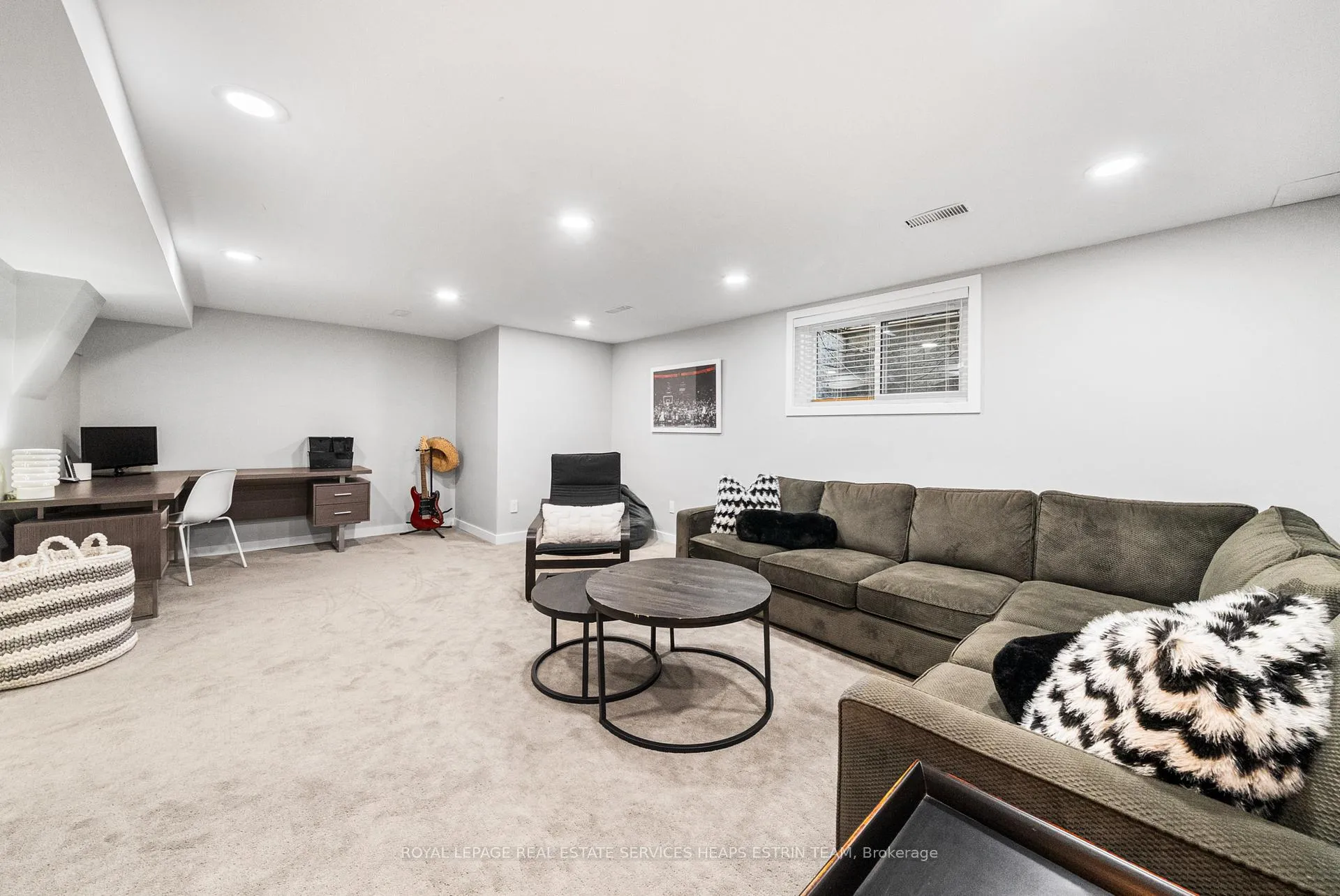 Photo 36 of 46 Donlea Drive, Toronto, Leaside — HOMEH