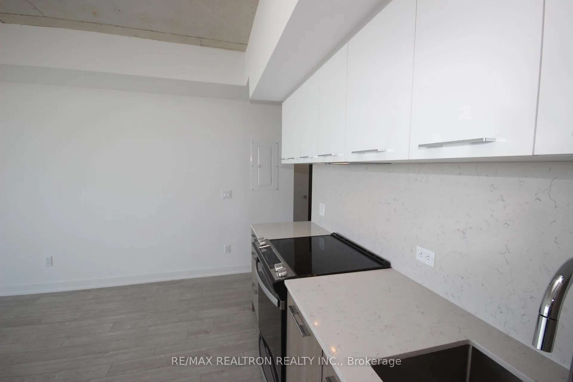 Photo 10 of Unit 1208, 45 Baseball Place, Toronto, South Riverdale — HOMEH