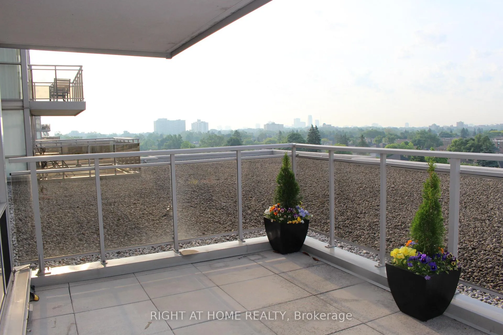 Photo 13 of Unit 710, 650 Lawrence Avenue W, Toronto, Englemount-Lawrence — HOMEH