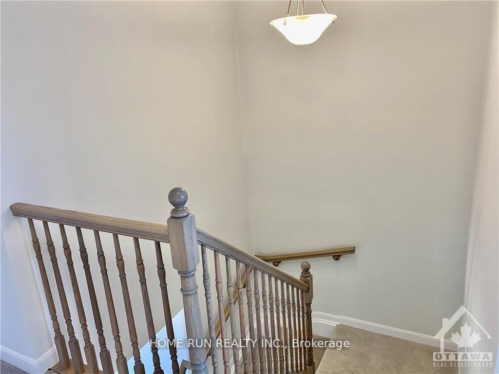 Photo 10 of 138 Maynooth Court, Ottawa, Barrhaven - Half Moon Bay — HOMEH