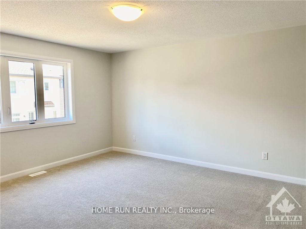 Photo 13 of 138 Maynooth Court, Ottawa, Barrhaven - Half Moon Bay — HOMEH