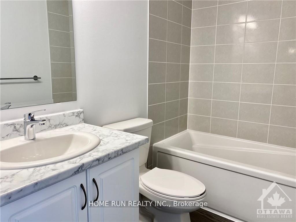 Photo 16 of 138 Maynooth Court, Ottawa, Barrhaven - Half Moon Bay — HOMEH