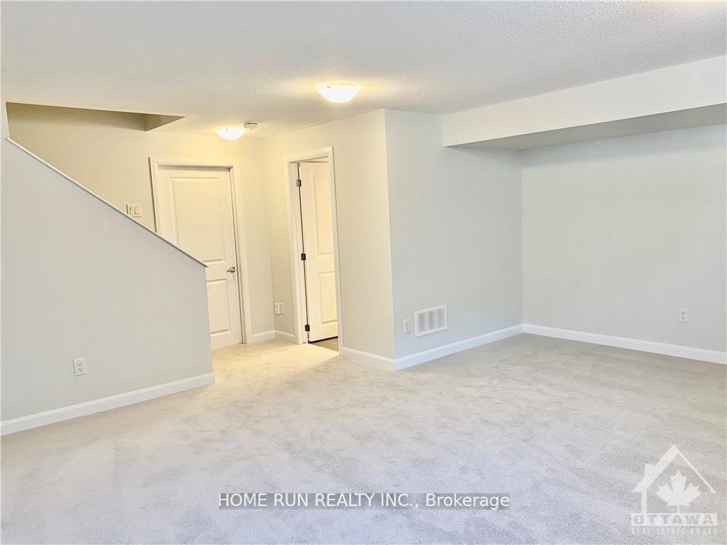 Photo 21 of 138 Maynooth Court, Ottawa, Barrhaven - Half Moon Bay — HOMEH
