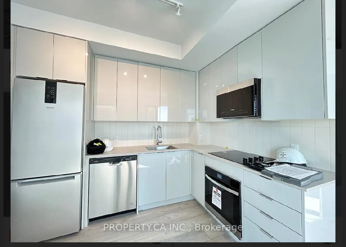 Photo 4 of Unit 1506, 2920 Highway 7, Vaughan, Concord — HOMEH