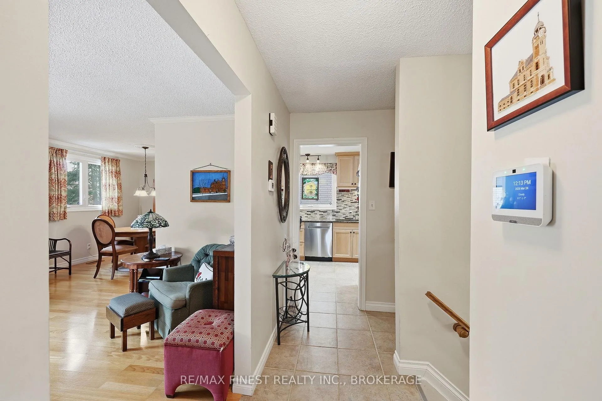 Photo 3 of 87 Old Oak Road, Kingston, Central City West — HOMEH