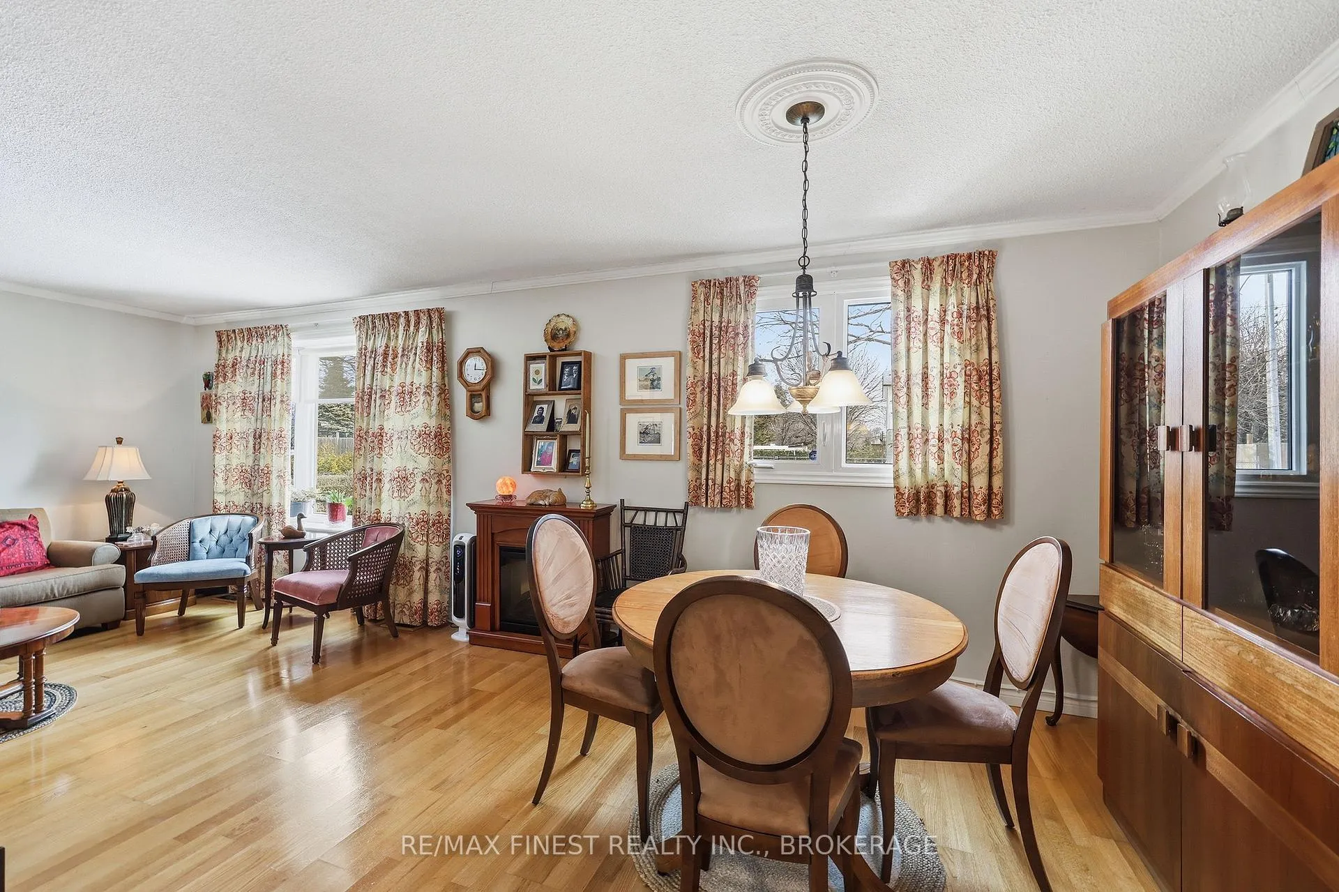 Photo 14 of 87 Old Oak Road, Kingston, Central City West — HOMEH