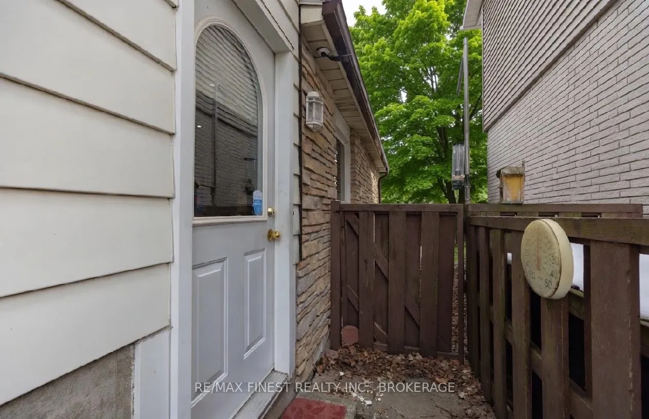 Photo 41 of 87 Old Oak Road, Kingston, Central City West — HOMEH