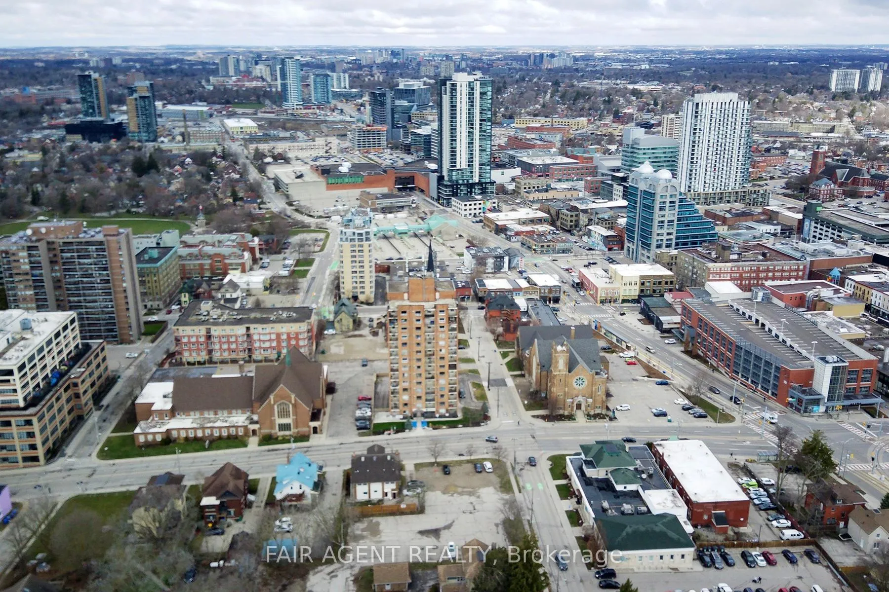 Photo 2 of Unit 1005, 64 Benton Street E, Kitchener, Cedar Hill — HOMEH