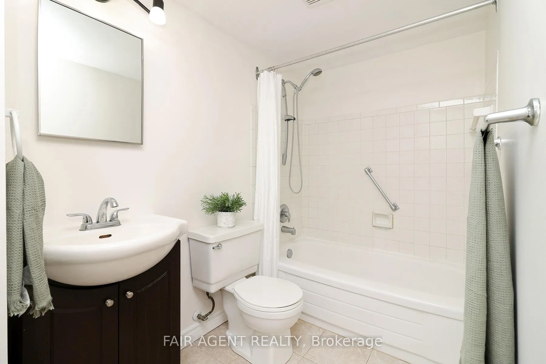 Photo 14 of Unit 1005, 64 Benton Street E, Kitchener, Cedar Hill — HOMEH