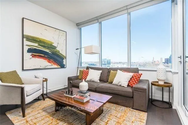 Photo 4 of Unit N514, 120 Bayview Avenue, Toronto, Waterfront Communities — HOMEH