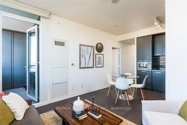 Photo 5 of Unit N514, 120 Bayview Avenue, Toronto, Waterfront Communities — HOMEH