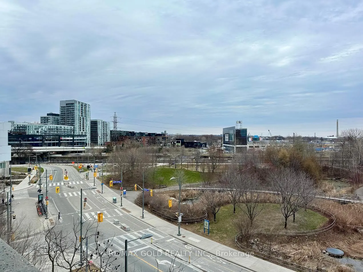 Photo 7 of Unit N514, 120 Bayview Avenue, Toronto, Waterfront Communities — HOMEH