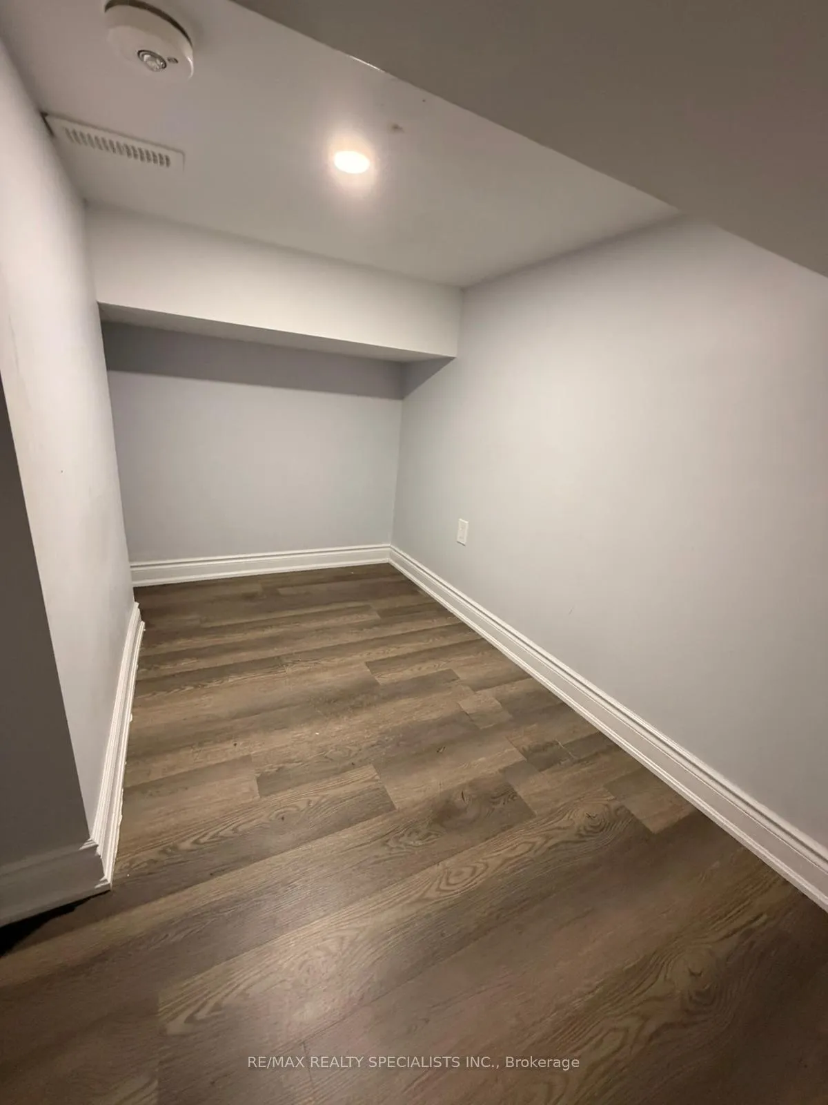 Photo 3 of 60 Hollingsworth Circle, Brampton, Fletcher's Meadow — HOMEH