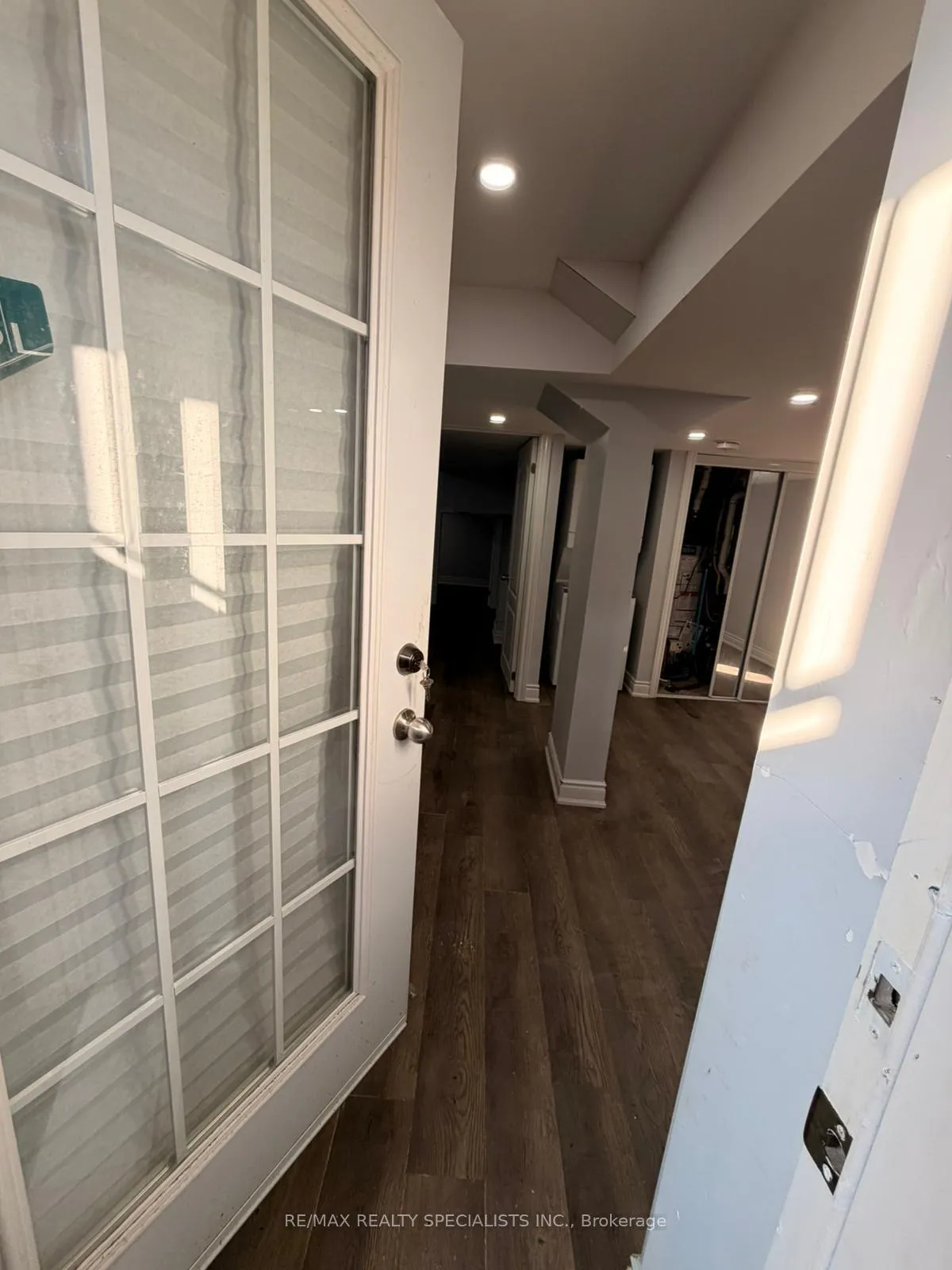 Photo 8 of 60 Hollingsworth Circle, Brampton, Fletcher's Meadow — HOMEH