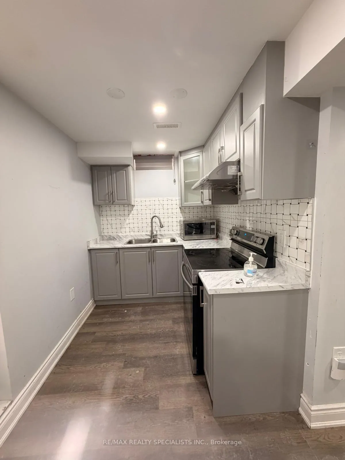 Photo 10 of 60 Hollingsworth Circle, Brampton, Fletcher's Meadow — HOMEH