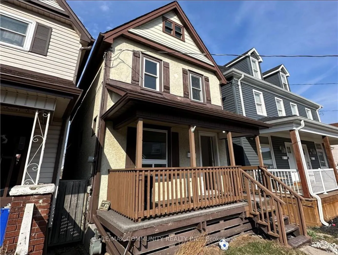 Photo 1 of 39 Beechwood Avenue, Hamilton, Stipley — HOMEH