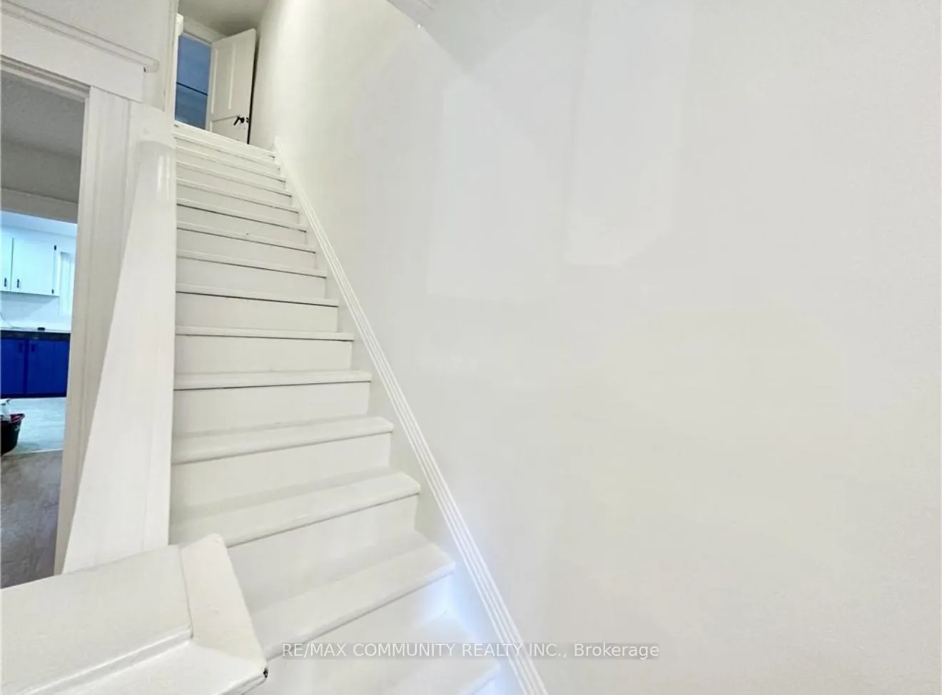 Photo 6 of 39 Beechwood Avenue, Hamilton, Stipley — HOMEH