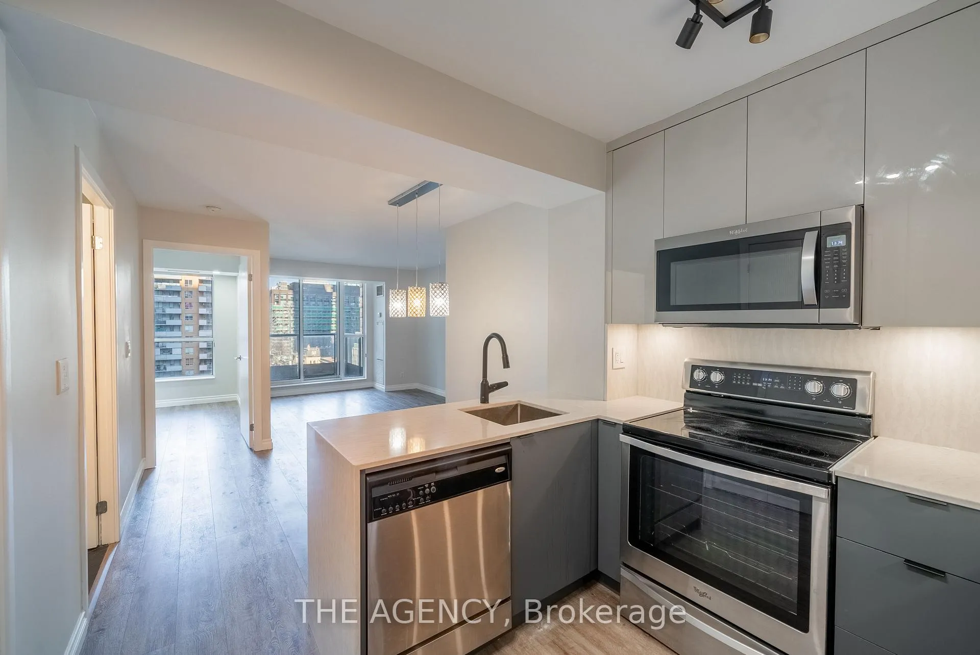 Photo 1 of Unit 902, 76 Shuter Street, Toronto, Church-Yonge Corridor — HOMEH