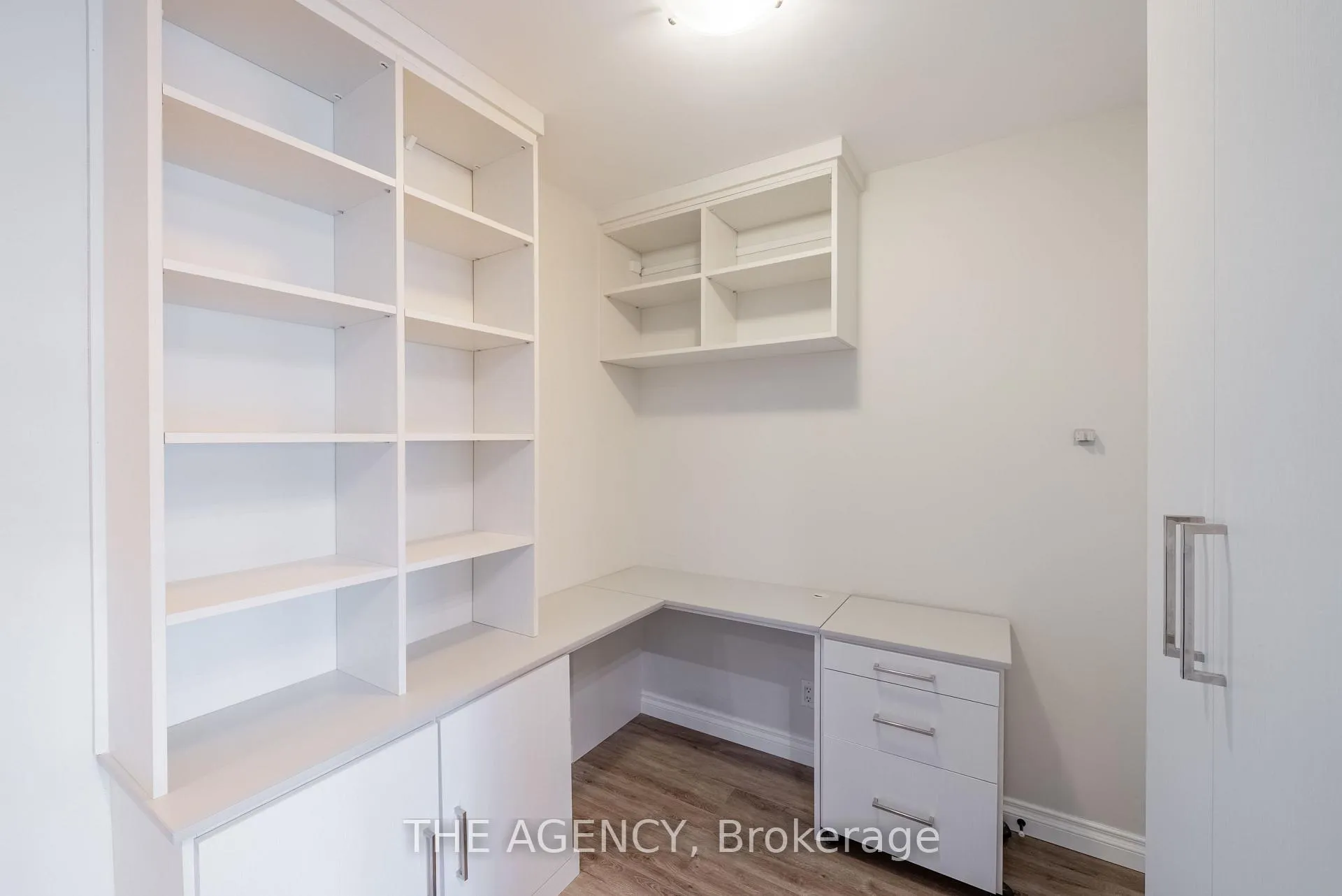 Photo 4 of Unit 902, 76 Shuter Street, Toronto, Church-Yonge Corridor — HOMEH
