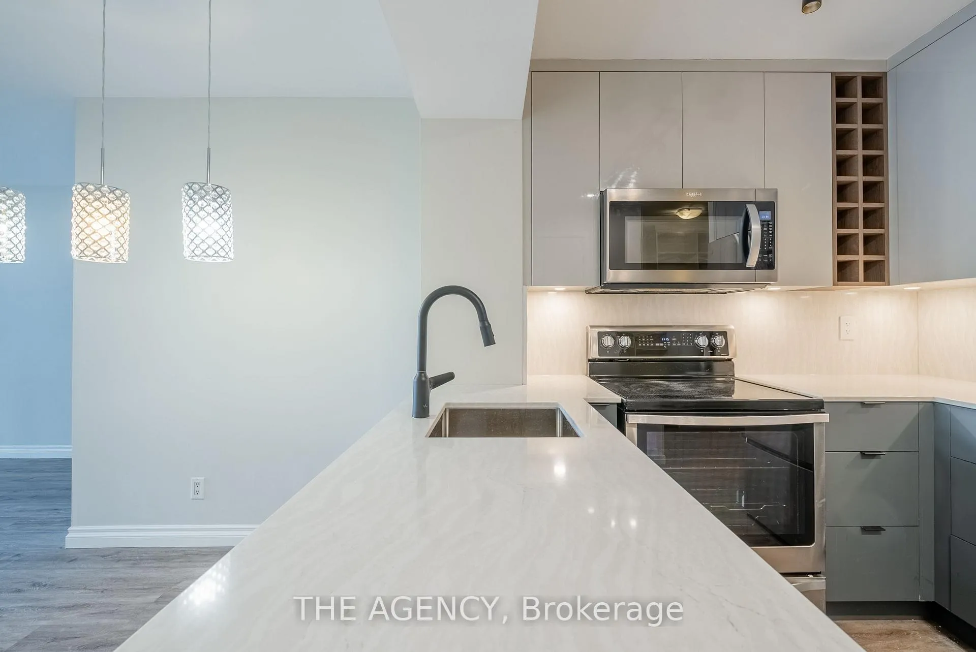 Photo 8 of Unit 902, 76 Shuter Street, Toronto, Church-Yonge Corridor — HOMEH