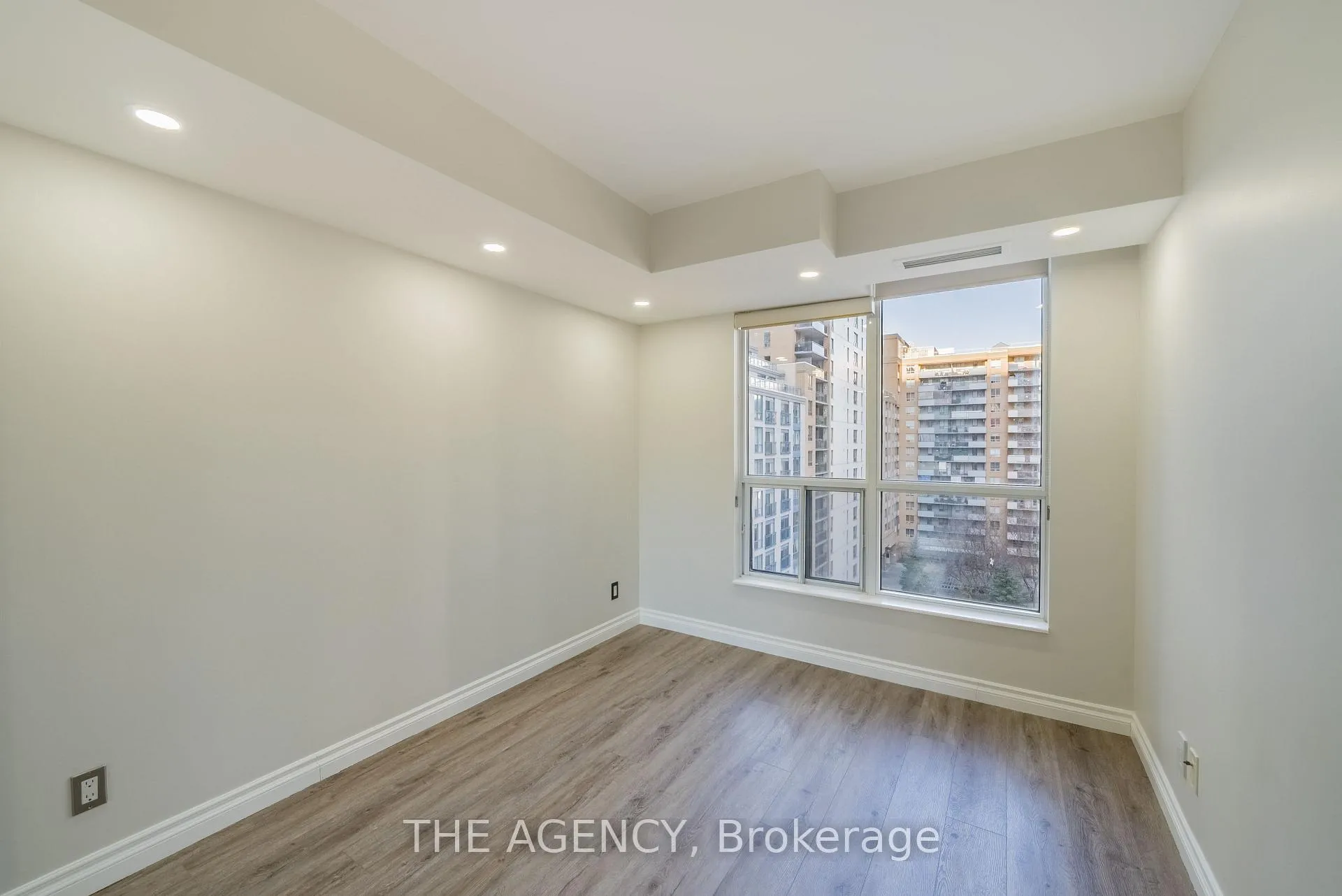 Photo 15 of Unit 902, 76 Shuter Street, Toronto, Church-Yonge Corridor — HOMEH