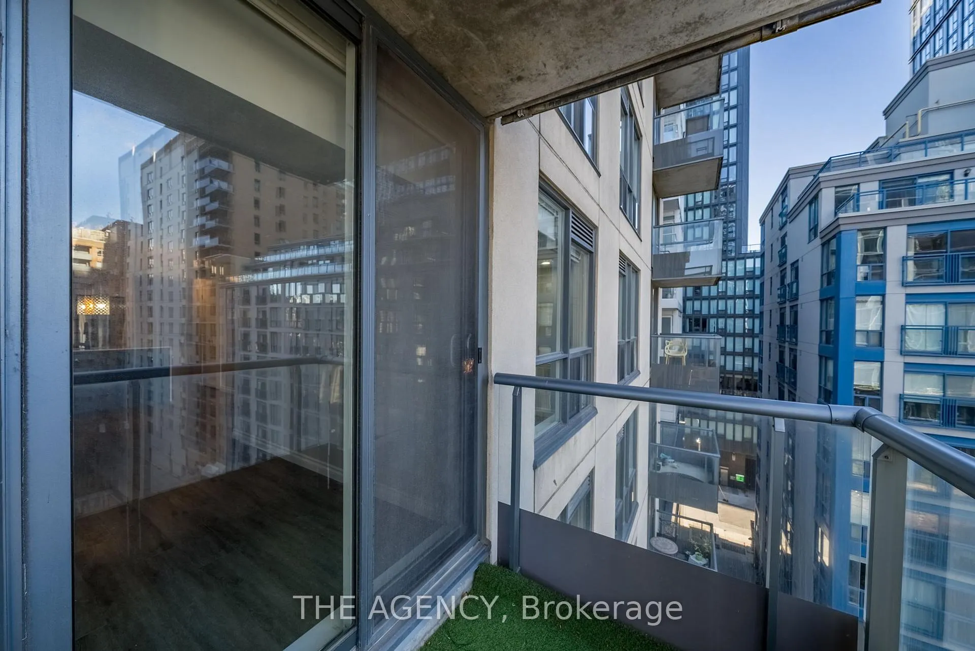 Photo 22 of Unit 902, 76 Shuter Street, Toronto, Church-Yonge Corridor — HOMEH