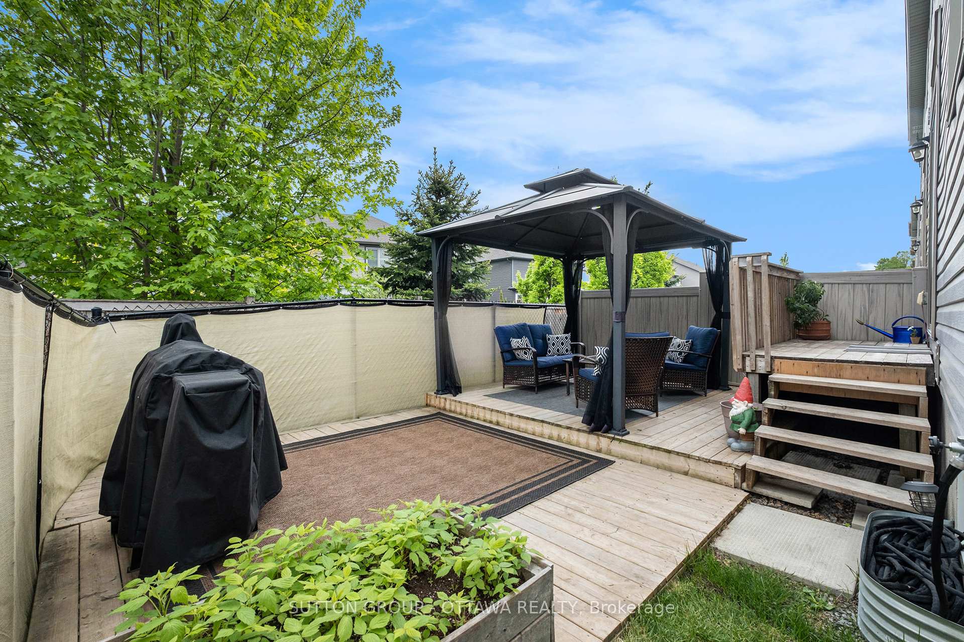 Photo 18 of 100 Camden Private, Ottawa, Barrhaven - Cedargrove/Fraserdale — HOMEH