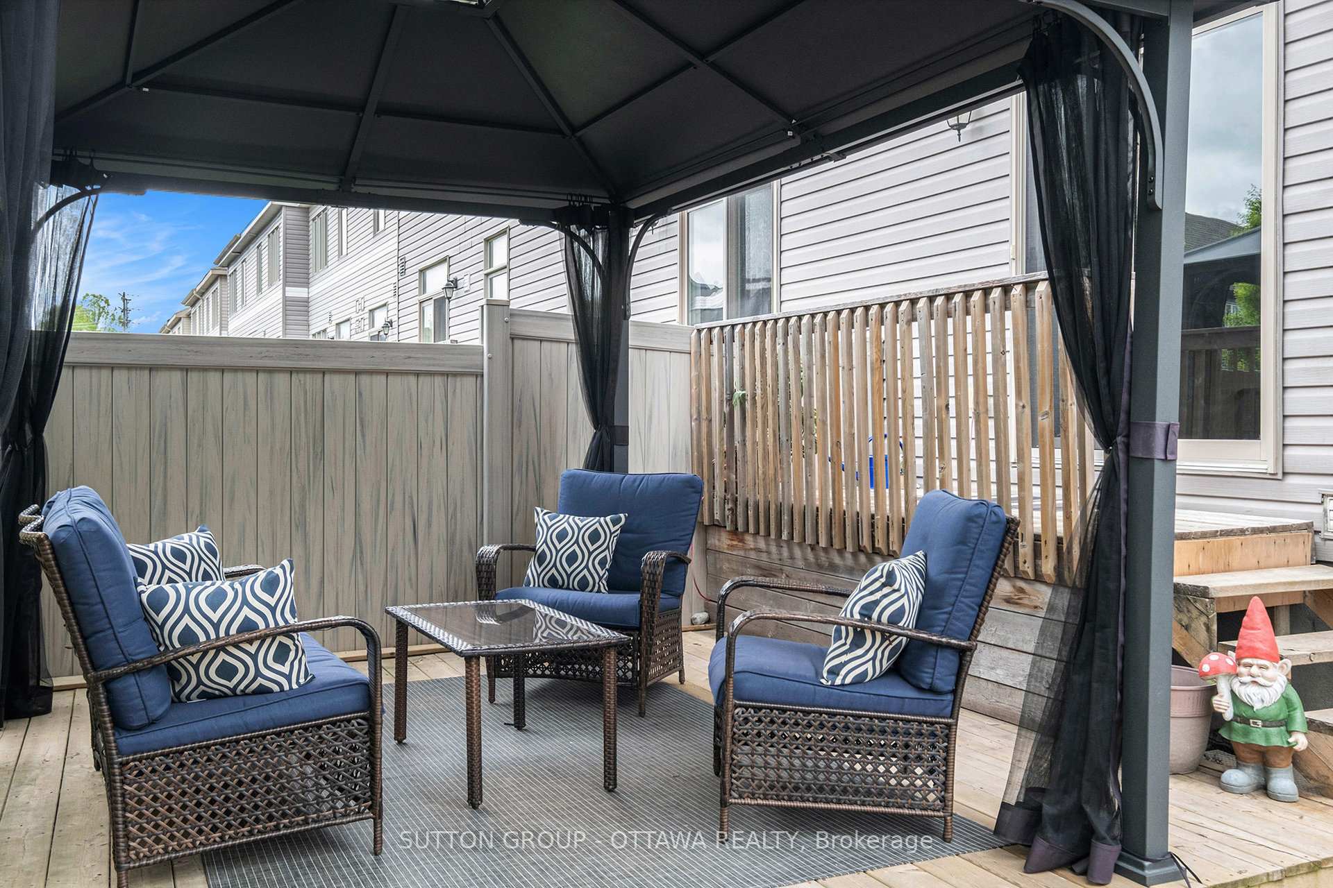 Photo 19 of 100 Camden Private, Ottawa, Barrhaven - Cedargrove/Fraserdale — HOMEH