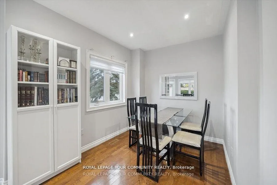 Photo 17 of Unit 36, 735 New Westminster Drive, Vaughan, Crestwood-Springfarm-Yorkhill — HOMEH