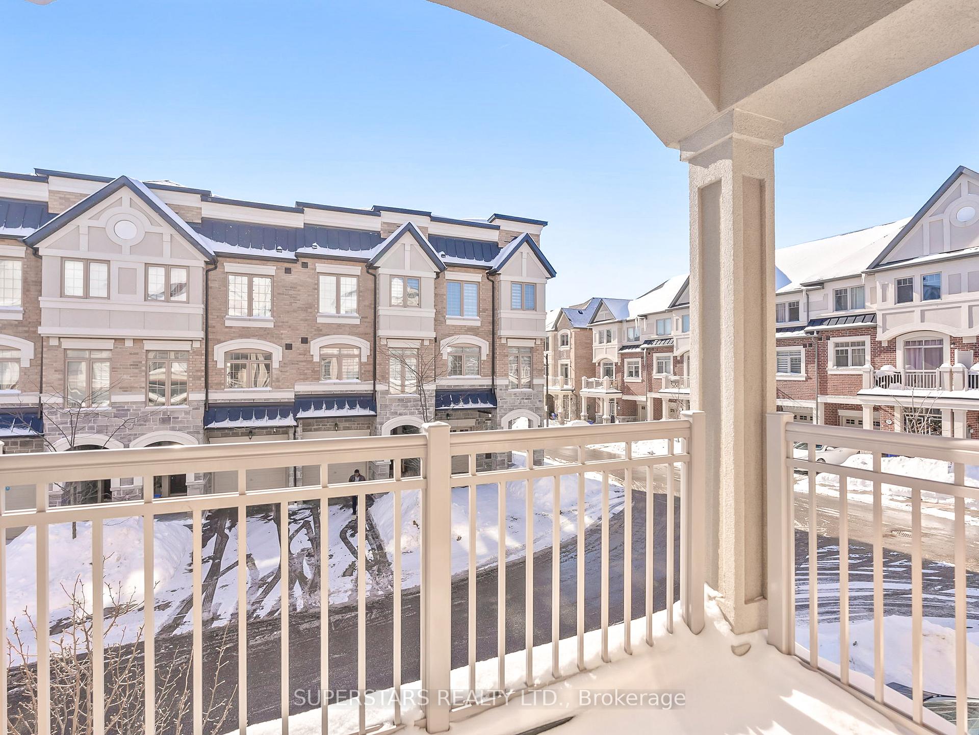 Photo 12 of 10 Sidaway Lane, Ajax, Central — HOMEH