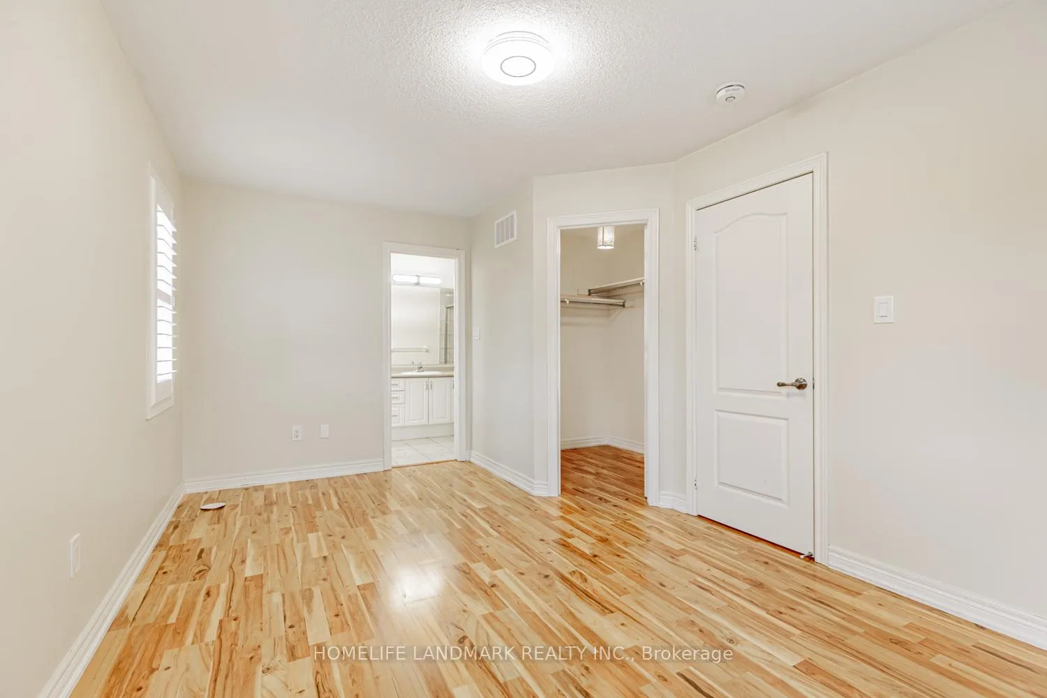 Photo 25 of Unit Upper, 29 Spvi Grove Way, Markham, Rural Markham — HOMEH