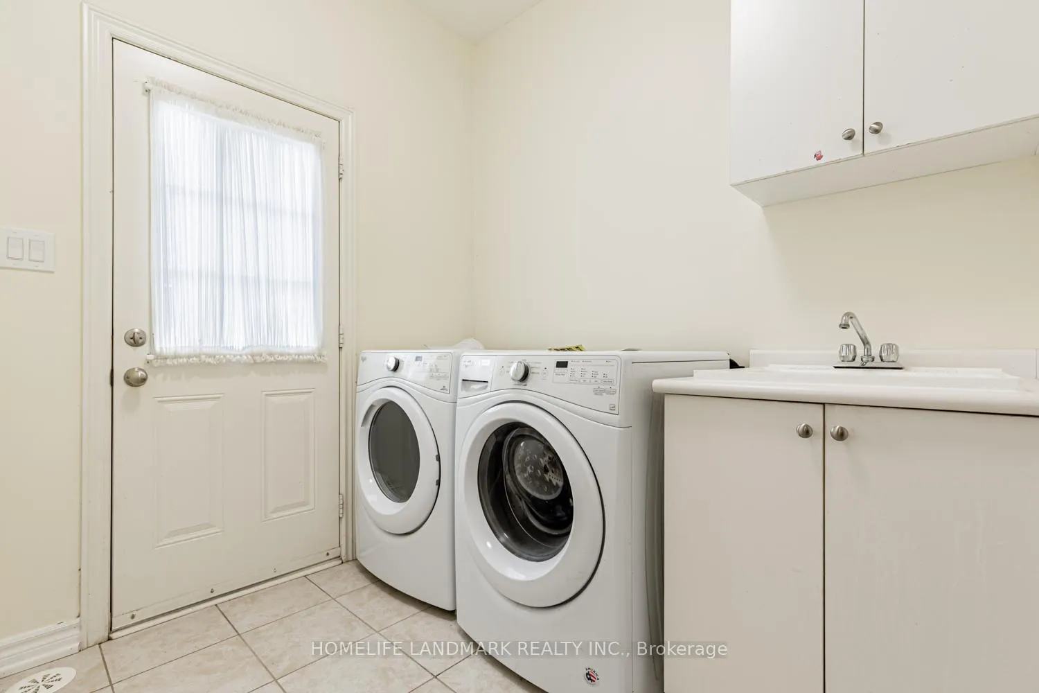 Photo 30 of Unit Upper, 29 Spvi Grove Way, Markham, Rural Markham — HOMEH