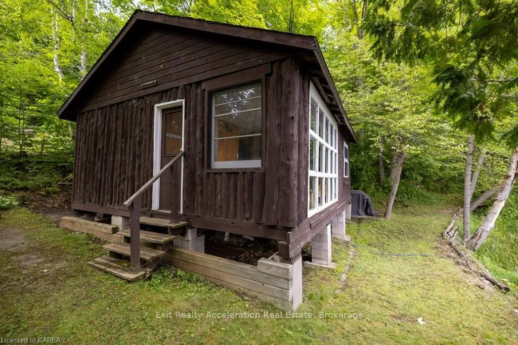 Photo 1 of 1020 Coutlee Point Lane, Frontenac, Frontenac Centre — HOMEH