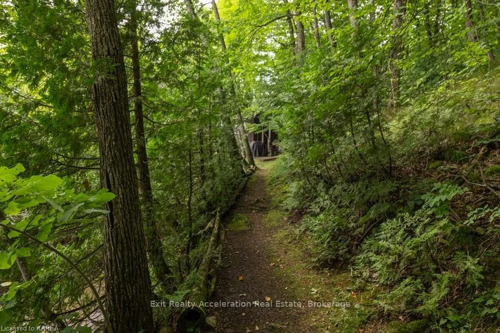 Photo 20 of 1020 Coutlee Point Lane, Frontenac, Frontenac Centre — HOMEH