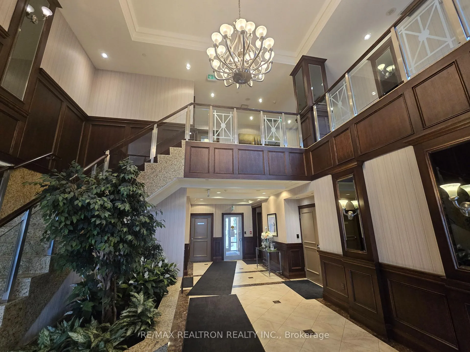 Photo 2 of Unit 1517, 15 North Park Road, Vaughan, Beverley Glen — HOMEH
