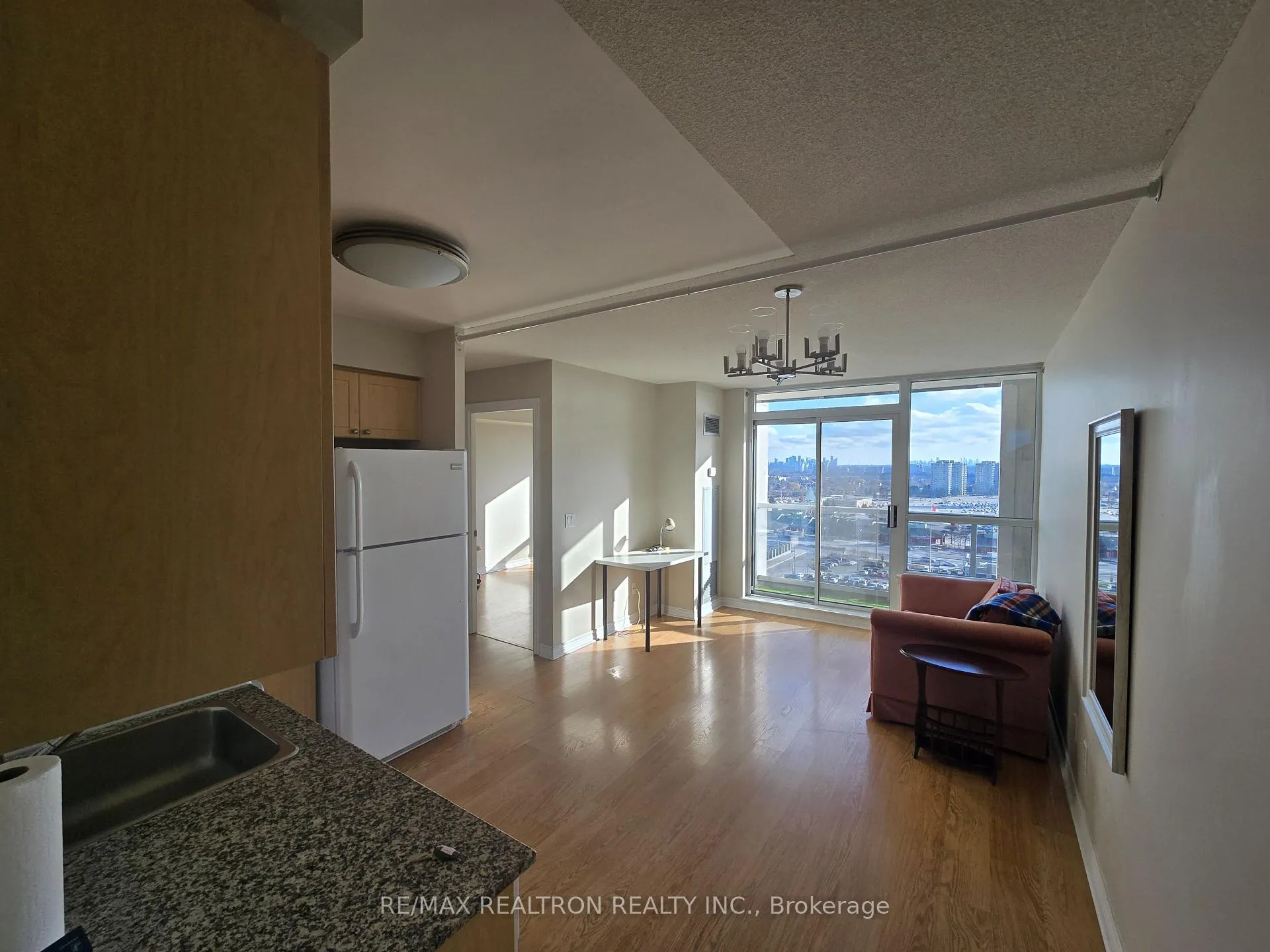 Photo 9 of Unit 1517, 15 North Park Road, Vaughan, Beverley Glen — HOMEH