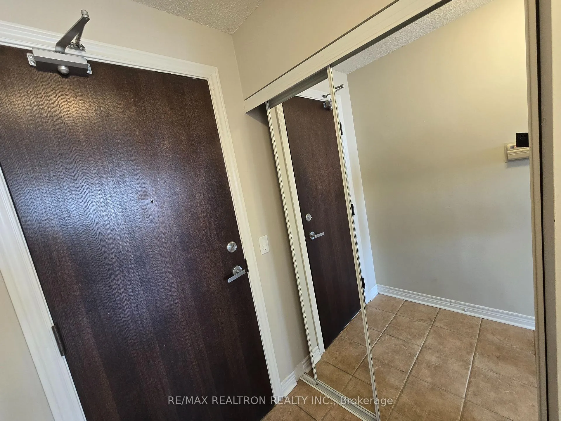 Photo 13 of Unit 1517, 15 North Park Road, Vaughan, Beverley Glen — HOMEH