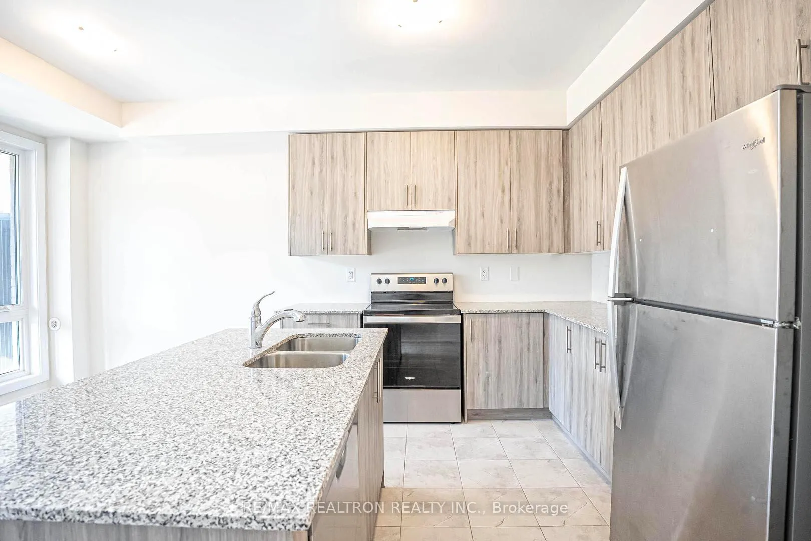 Photo 7 of 45 Mikayla Lane, Markham, Cornell — HOMEH