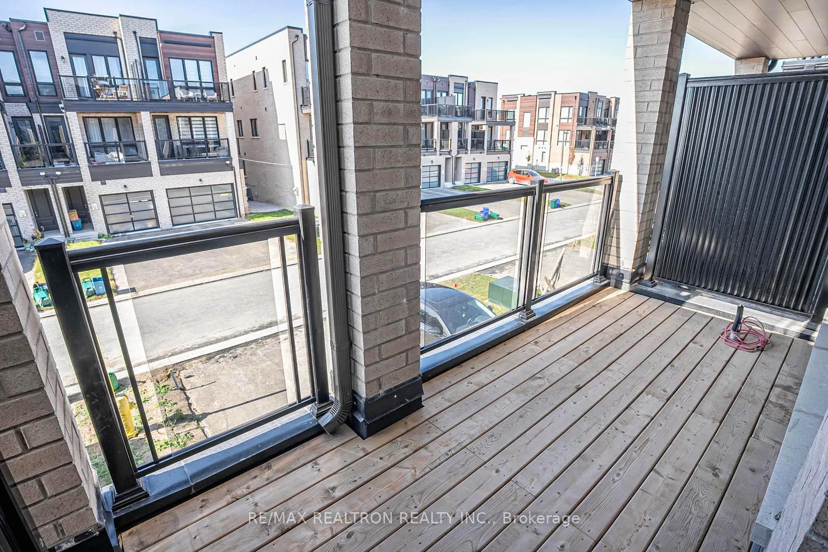 Photo 9 of 45 Mikayla Lane, Markham, Cornell — HOMEH