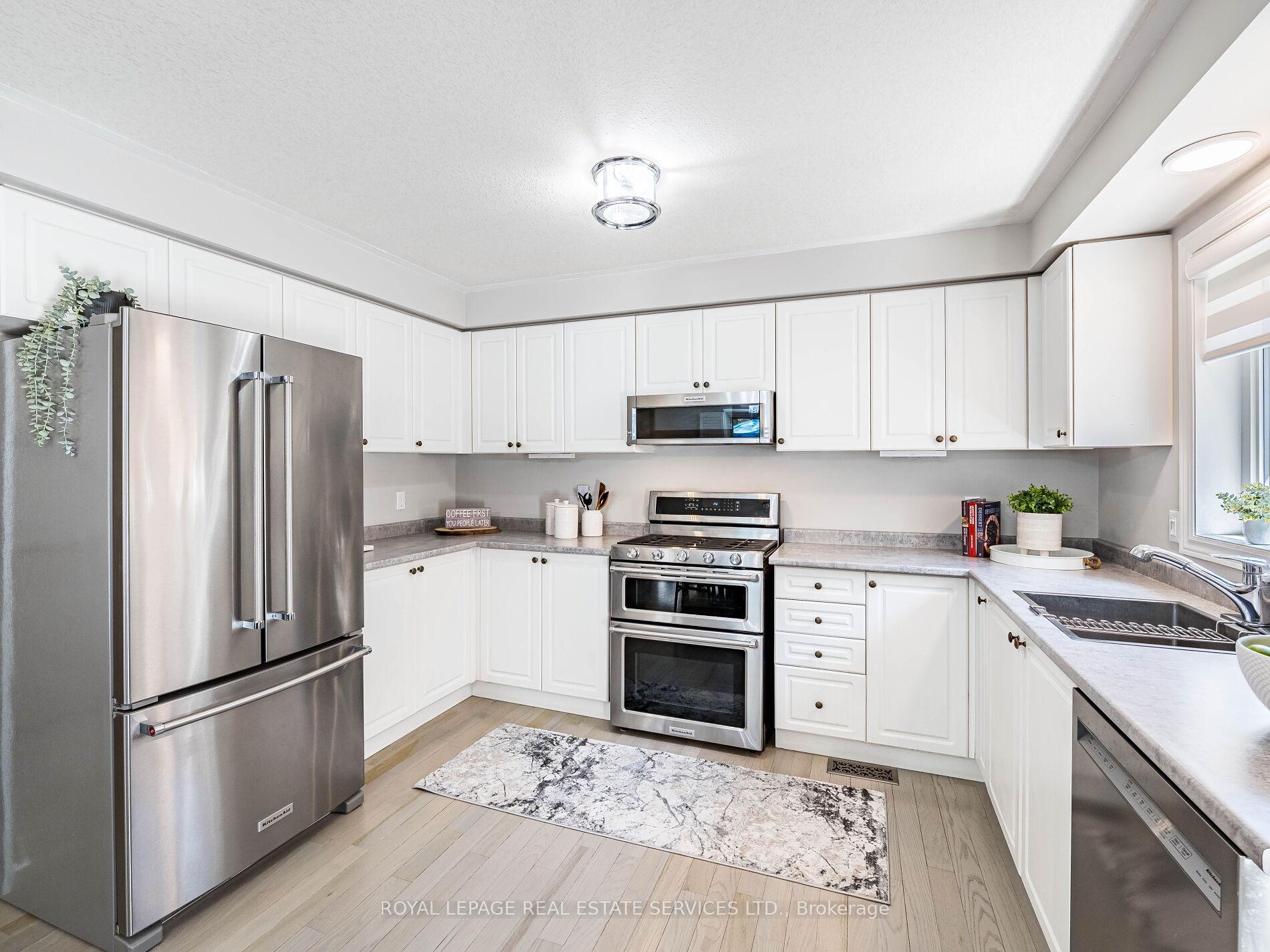 Photo 9 of 18 Nailsworth Crescent, Caledon, Caledon East — HOMEH