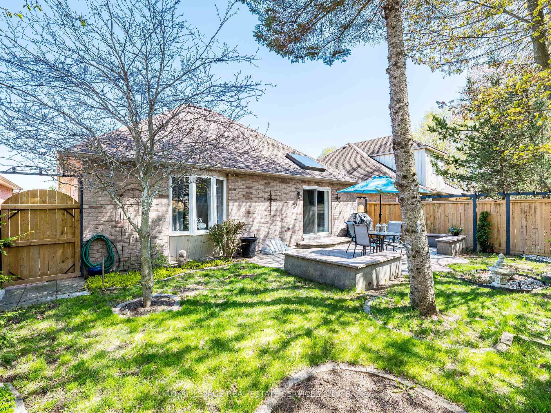 Photo 23 of 18 Nailsworth Crescent, Caledon, Caledon East — HOMEH